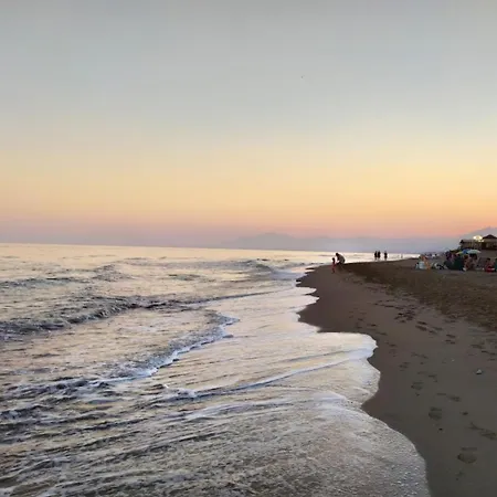 Villa Superb Near Golf Course With Heated Pool & Jacuzzi