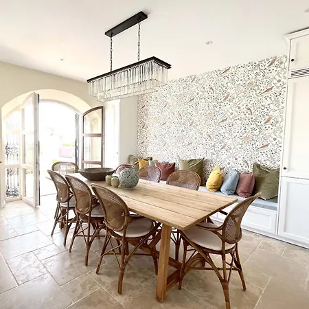 Superb Near Golf Course With Heated Pool & Jacuzzi *