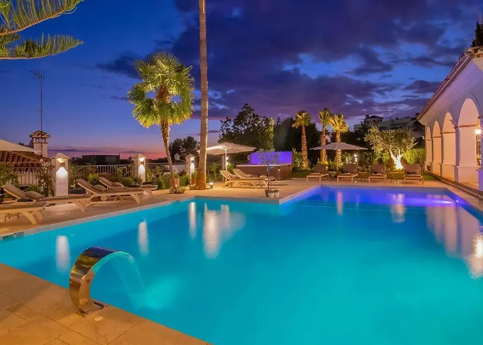 Superb Near Golf Course With Heated Pool & Jacuzzi * Marbella