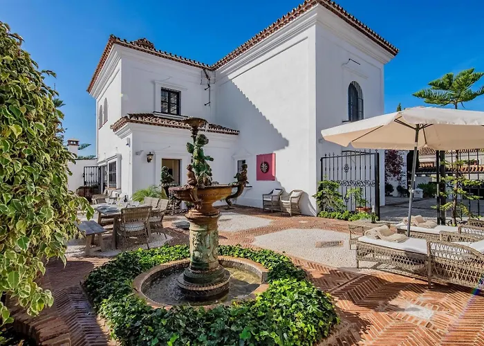 Superb Near Golf Course With Heated Pool & Jacuzzi Marbella