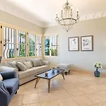Superb Near Golf Course With Heated Pool & Jacuzzi Marbella