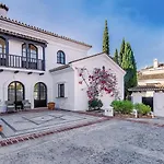 Superb Near Golf Course With Heated Pool & Jacuzzi Willa *