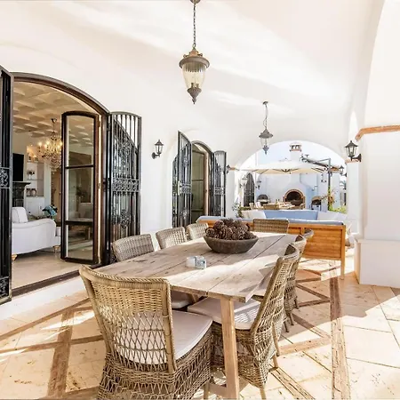 Vila Superb Near Golf Course With Heated Pool & Jacuzzi Marbella